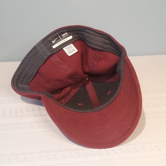 Maroon and Gold Nike Minnesota Gophers Hat - Picture 5 of 5